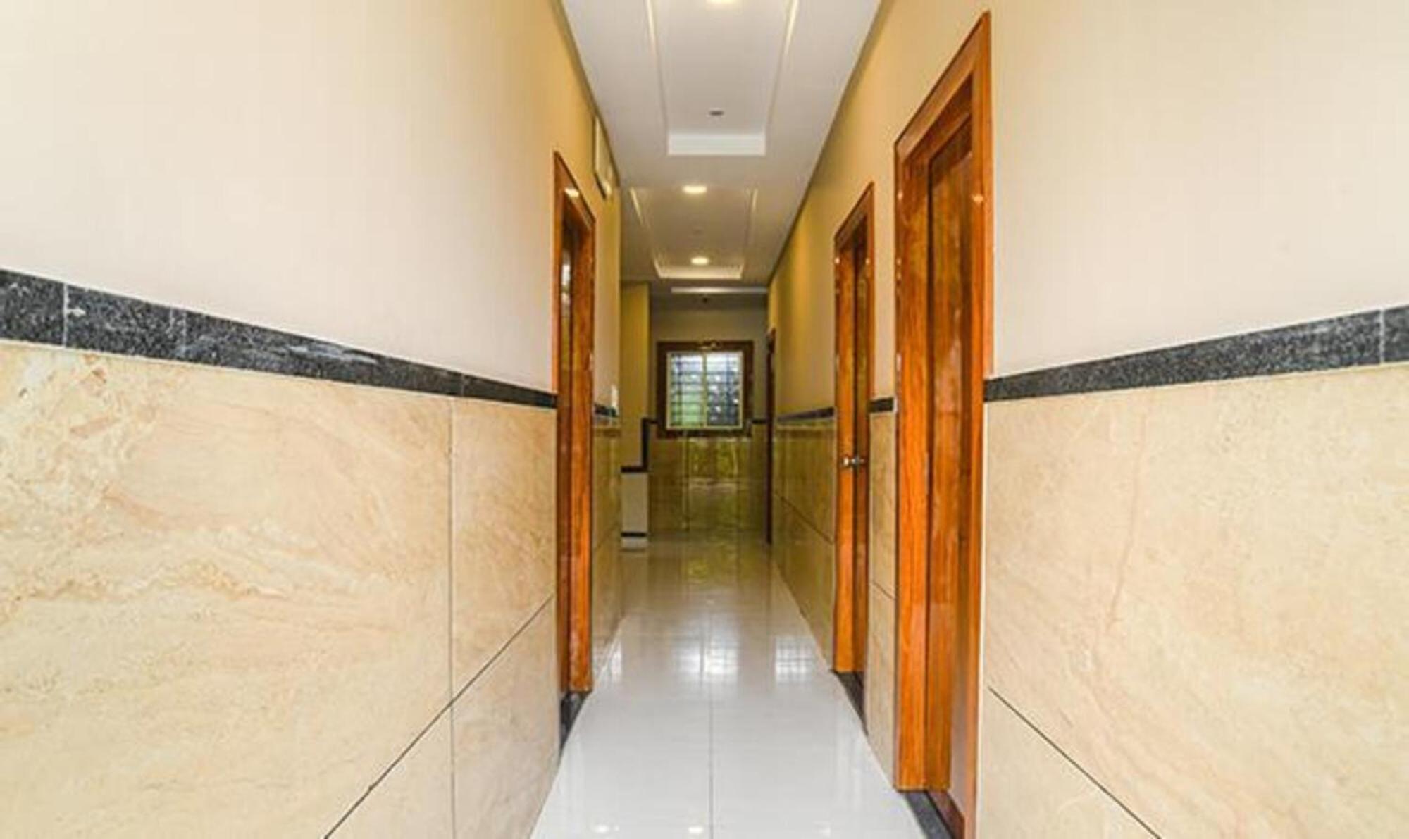 Fabhotel Royal Palace Indore Extérieur photo